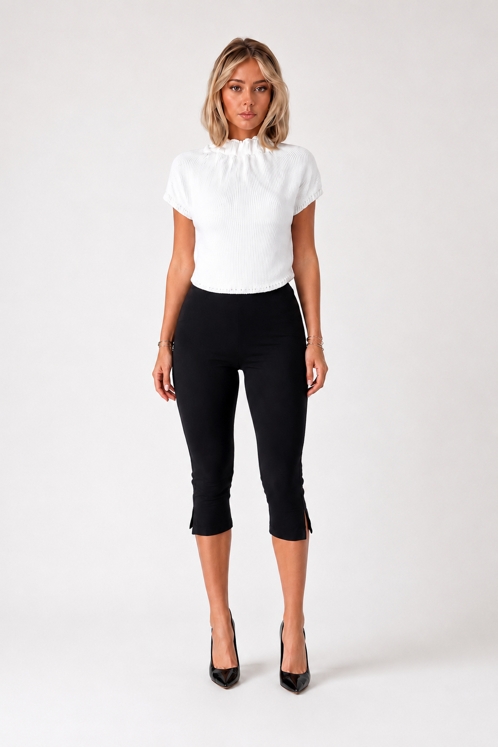 Nourius Capri Pants
